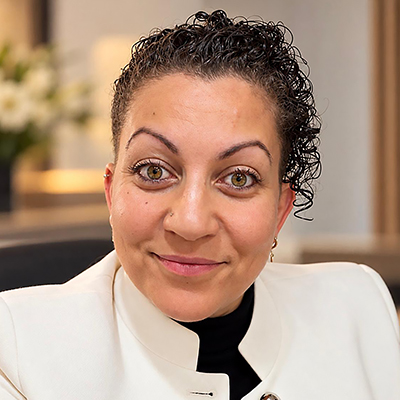 Portrait de Aurore - Conductrice VTC Toulouse